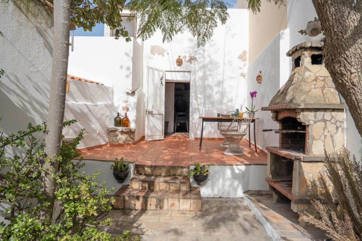 לינה וארוחת בוקר Casa Carina Espiche מראה חיצוני תמונה